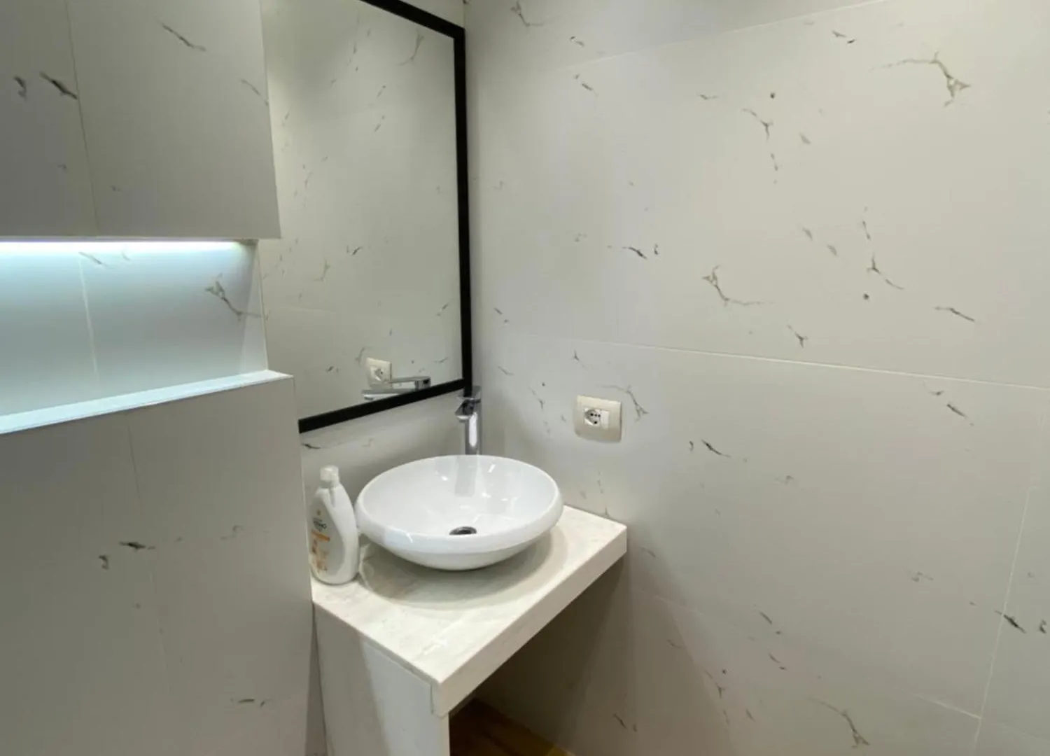 Cozycomfy Studio Тирана 0*,
